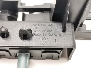 Porsche Taycan 9J1 (2019–2026) Antenna amplifier 5B4035510 - 3