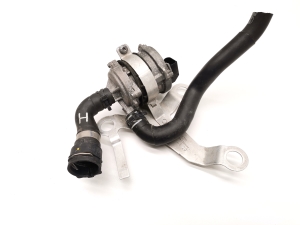 Auxiliary water pump - 9J165567E