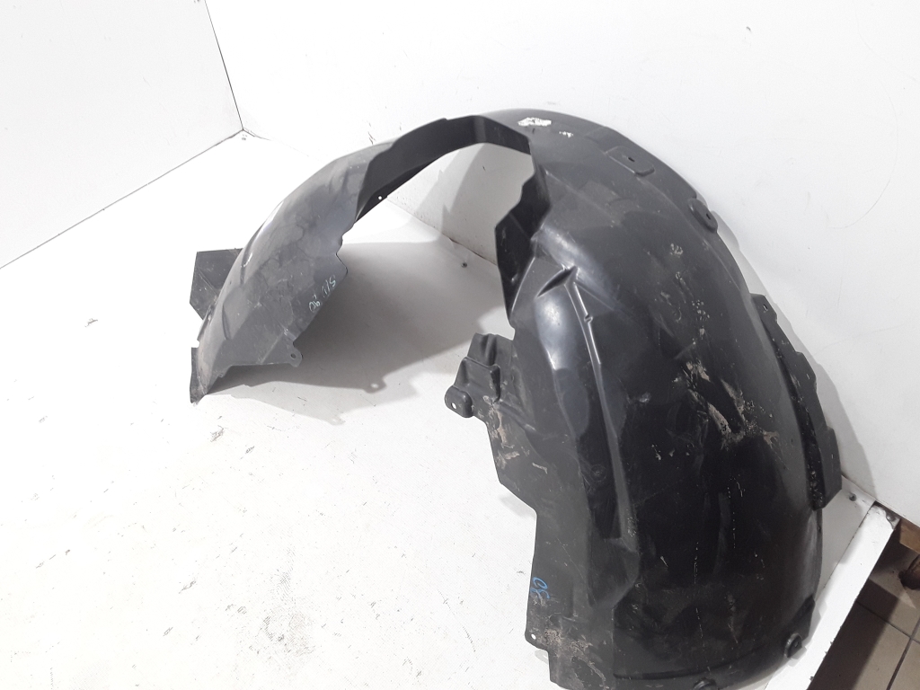 Used VOLVO S90 Front fender 31694671