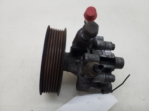   Power steering pump 