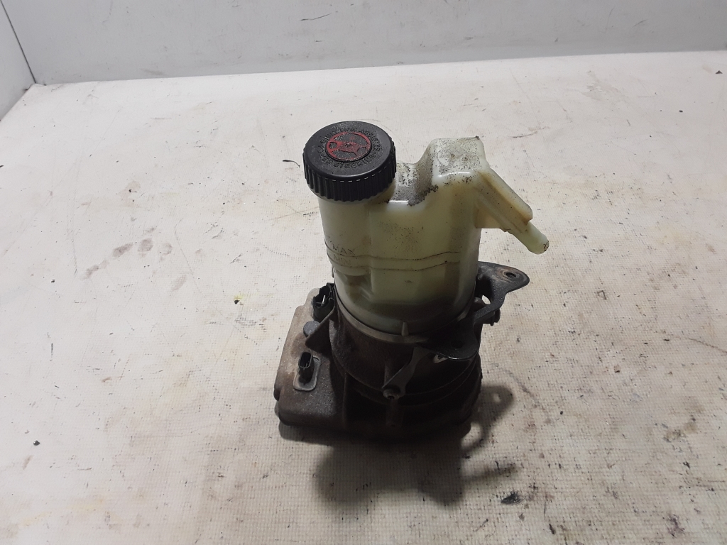 Used RENAULT Master Electric power steering pump 491103543R