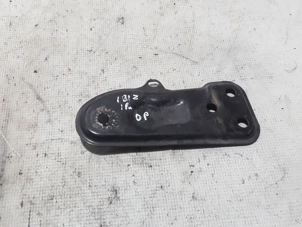 Seat Ibiza KJ1 (2017–2026) Front subframe bracket Q0199518B Seat Ibiza KJ1 (2017–2026) Front subframe bracket Q0199518B