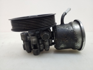   Power steering pump 