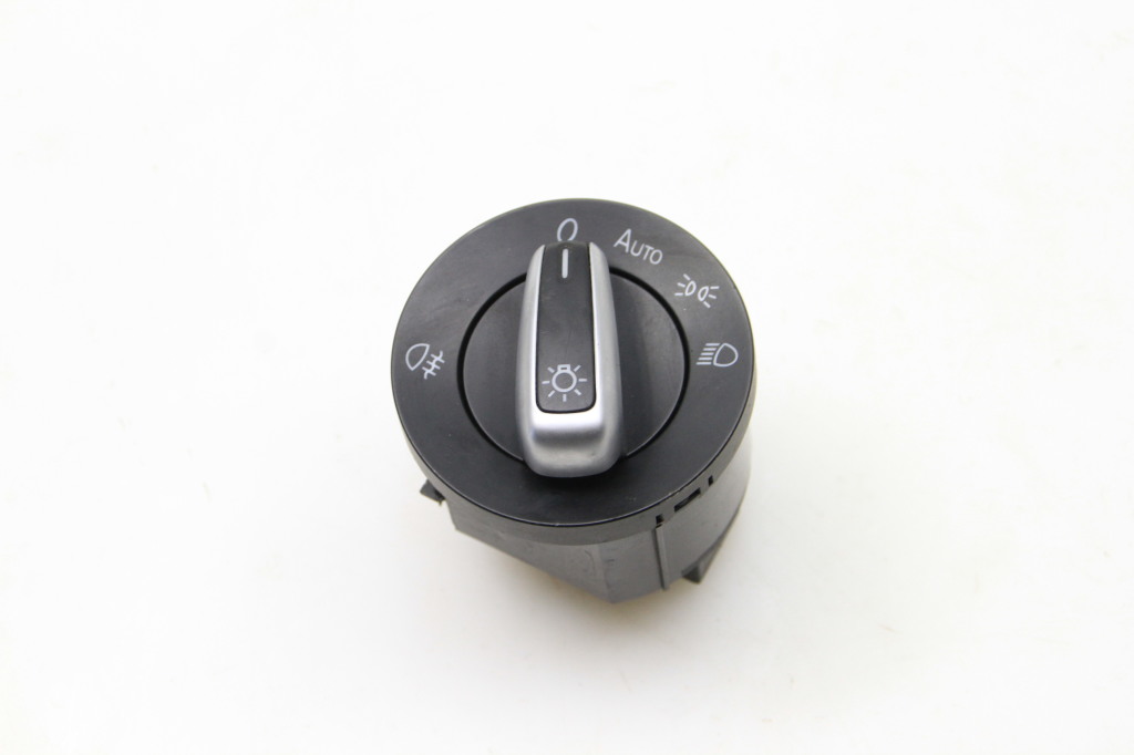 Volkswagen Passat B7 (2010–2014) Headlight switch 3C8941431 Volkswagen Passat B7 (2010–2014) Headlight switch 3C8941431