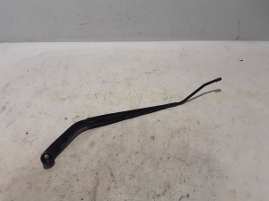  Windshield wiper blade 