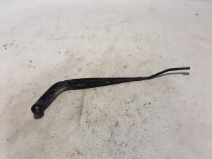  Windshield wiper blade 