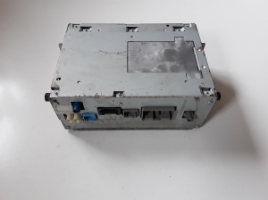 VOLVO XC60 (2008–2017) Radio (head unit) 31326224AA - 3