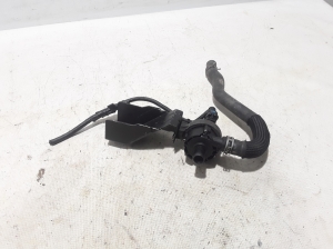 RENAULT Alaskan (2017–2026) Auxiliary water pump 925164GA0A - 2