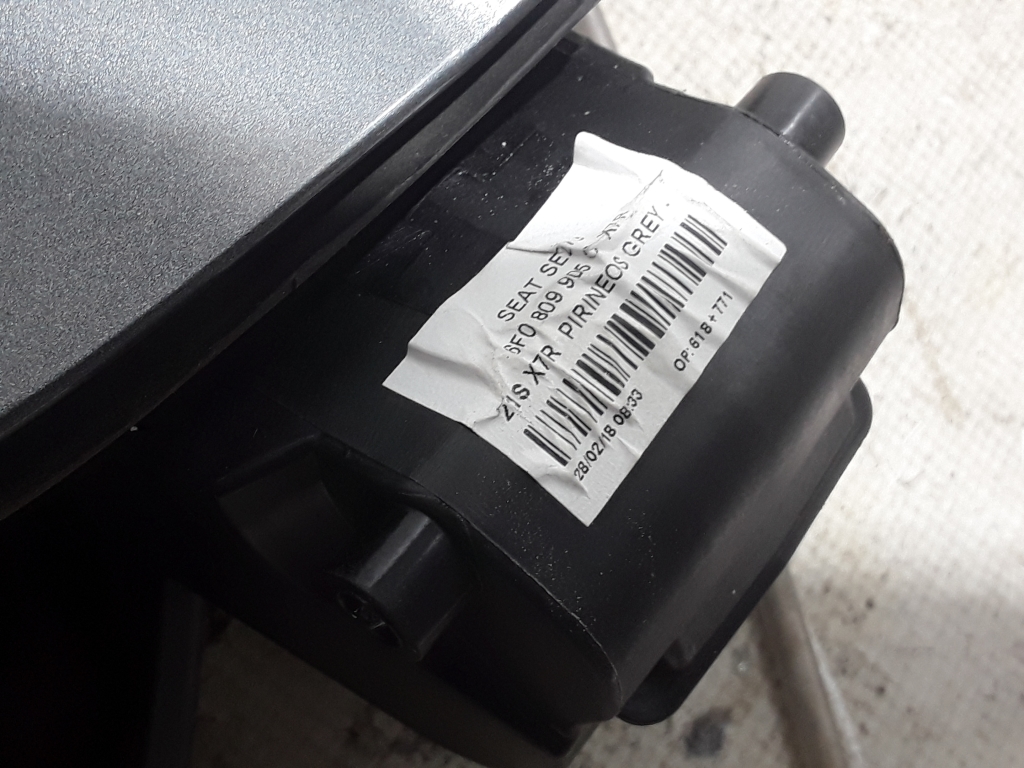 Used Seat Fuel filler cap 6F0809905