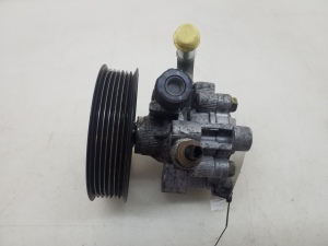   Power steering pump 