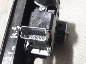 Peugeot 208 (2019–2026) Rear side door window regulator 9829045980 - 3