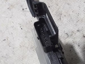 Peugeot 208 (2019–2026) Rear side door lock 9829285280 - 3