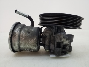   Power steering pump 