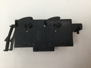 BMW 3 SERIES E46 (1998–2007) Fensterheberschalter vorne 8381514 - 2