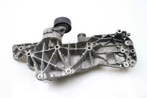 Land Rover Freelander (2006–2014) Lichtmaschinenhalter 9661310080G - 3