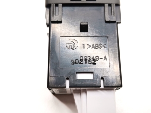 NISSAN Leaf I (2010–2017) Other switch 302182 - 4