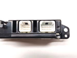 NISSAN Leaf I (2010–2017) Radio control switch 3ND0B210492 - 4