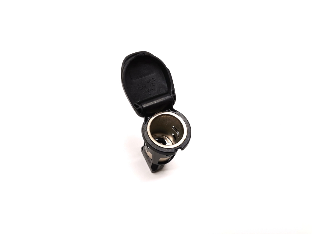 Used NISSAN Leaf Cigarette lighter 318D3