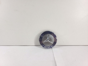 Emblem - A1298880116