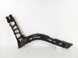  Rear bumper bracket 