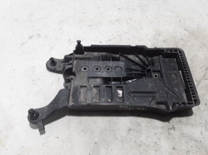 Seat Ibiza KJ1 (2017–2026) Battery holder 2Q0915331 - 3