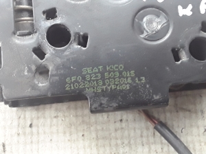  Engine cover lock 