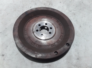  Clutch flywheel 