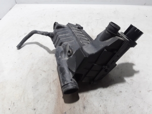 Volkswagen Caddy III (2004–2015) Luftfiltergehäuse 1K0129620E - 3
