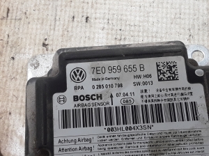 Volkswagen Caddy III (2004–2015) Airbagsteuergerät 7E0959655B - 3