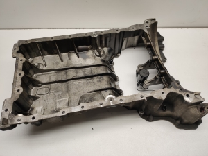 Mercedes Benz E-Class W212 (2009–2015) Oil pan A6420142502 - 3