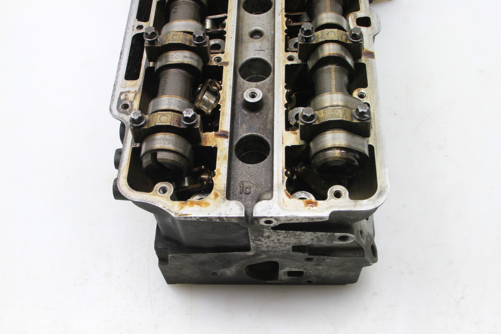 OPEL Astra J (2009-2020) Engine Cylinder Head 55562229 25584210