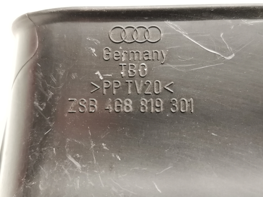 AUDI A7 C7/4G (2010-2020) Karosszéria-szellőzőrácsok 4G8819301 21187192