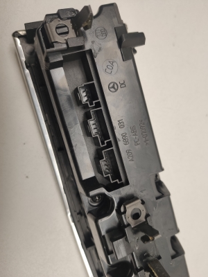 Mercedes Benz CLK-Class 209 (2002–2009) Slēdzis un tā detaļas A2038706310 - 2