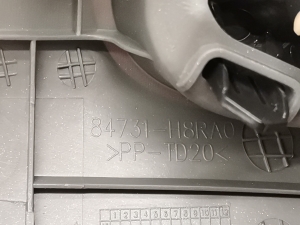 Kia Stonic I (2017–2026) Armatuurlaua ventilatsioonivõred 84731H8 - 5