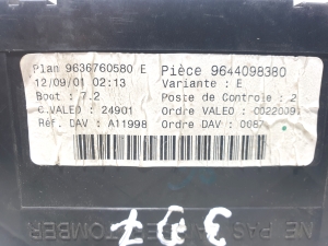 Peugeot 307 I (2000–2009) Steuergerät 9644098380    9636760580 E - 2