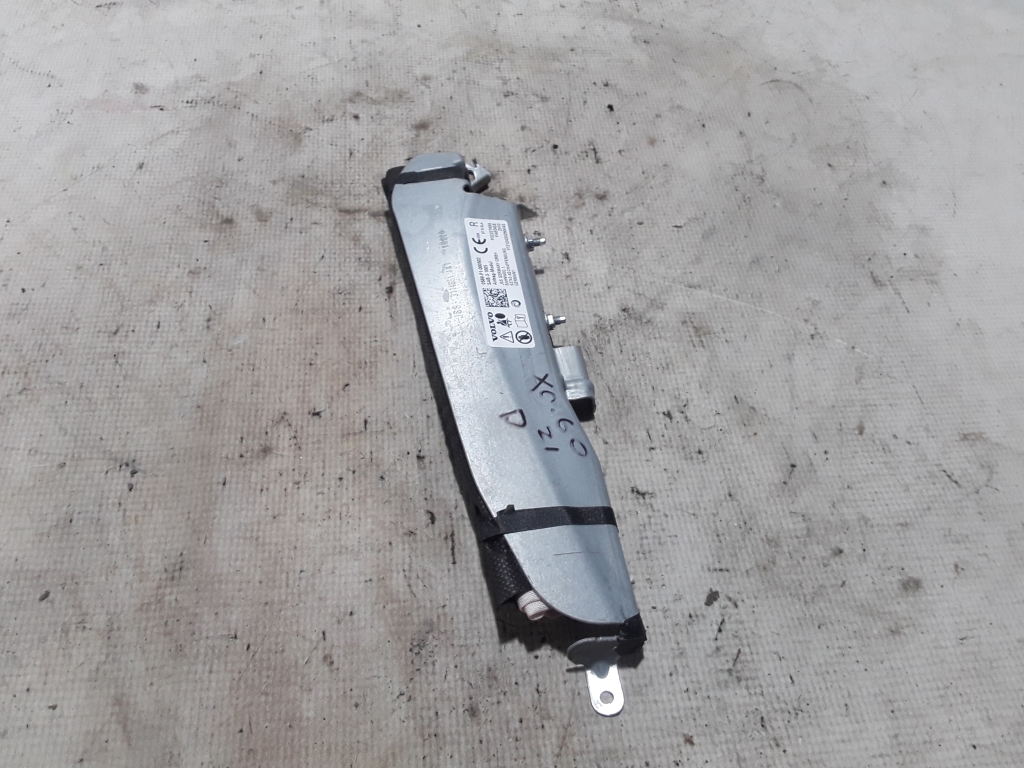 VOLVO XC60 2 generation (2017-2024) SRS переднее правое сиденье 32227699 21053660
