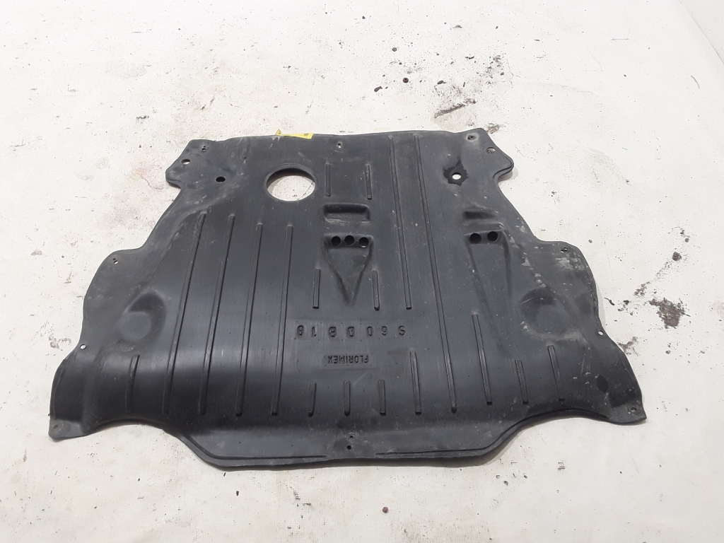 VOLVO V70 3 generation (2007-2020) Engine Cover 31290966 21053657