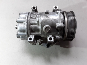  Air conditioner compressor 