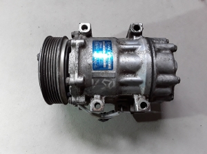  Air conditioner compressor 