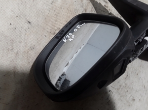  Side mirror and its details 