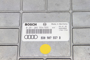 AUDI A4 B5 (1994–2001) Motorsteuergerät 8D0907557B - 3