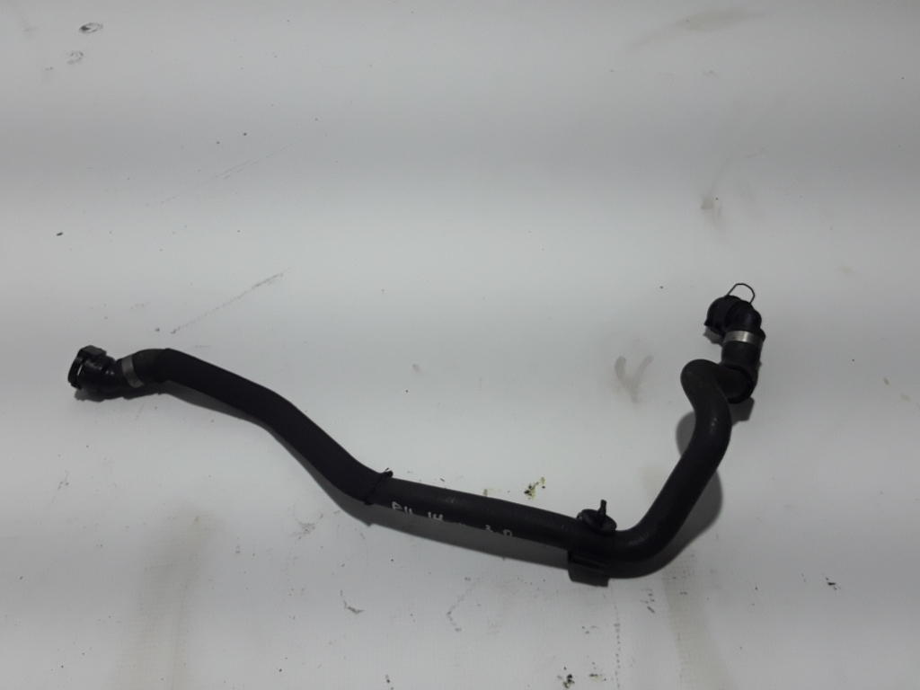 BMW 5 Series F10/F11 (2009-2017) Right Side Water Radiator Hose 8513604 21053618