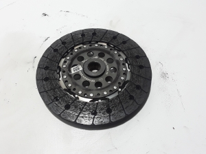   Clutch plate 