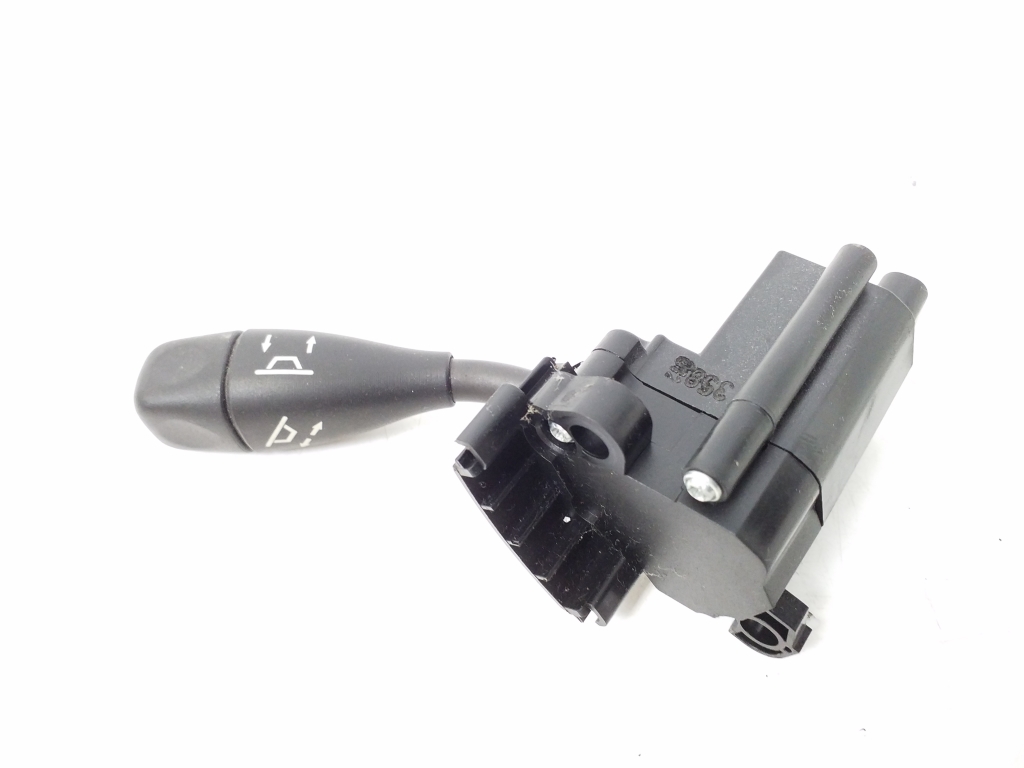 MERCEDES-BENZ SL-Class R230 (2001-2011) Steering Wheel Adjustment Switch A0005453022 21996063