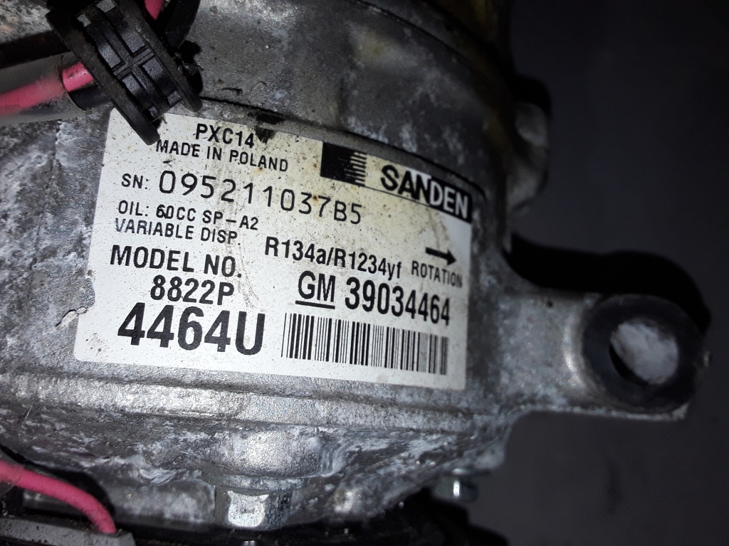 Used Opel Astra Air conditioner compressor 39034464
