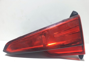 AUDI A4 B9 (2015–2026) Feu arrière sur hayon
