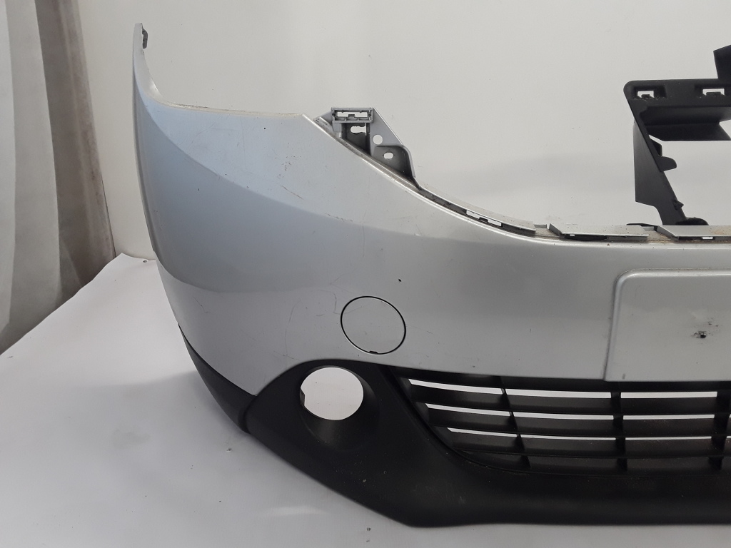 Used Dacia Lodgy Front bumper 620223689R