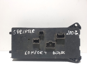 Mercedes Benz Sprinter /906/ (2006–2018) Control unit ZGS 007\Q-004 - 2