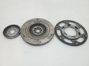  Clutch flywheel 