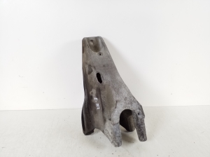 Engine bracket - 7E0199370F